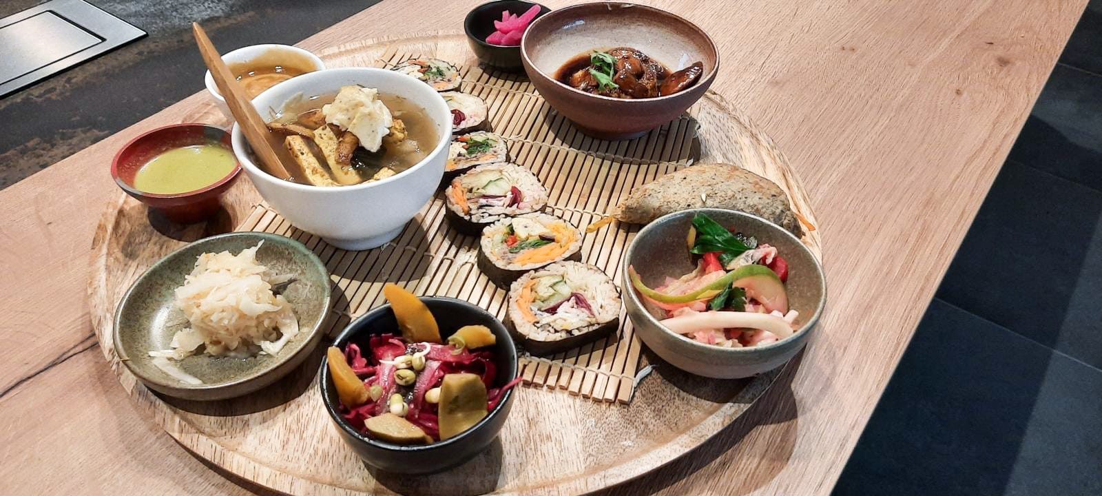 plat lors d'une table à thème du restaurant l'Art delà Fermentation